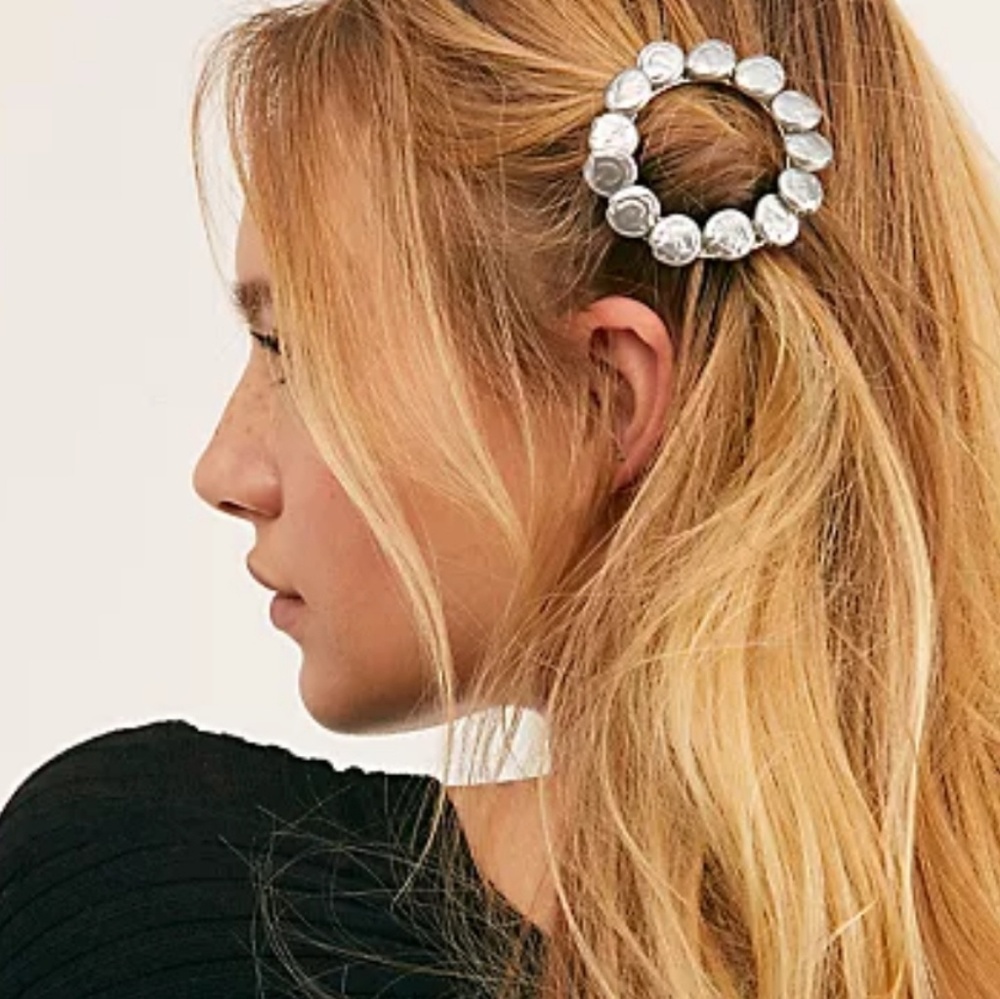 Free People Pearl Hoop Barrette in Grey